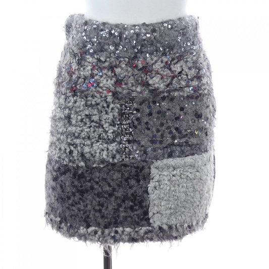 Chanel Size 36 Gray Skirt