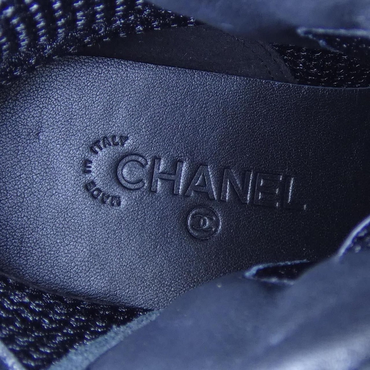 Chanel Sneakers Calfskin Black — view 6
