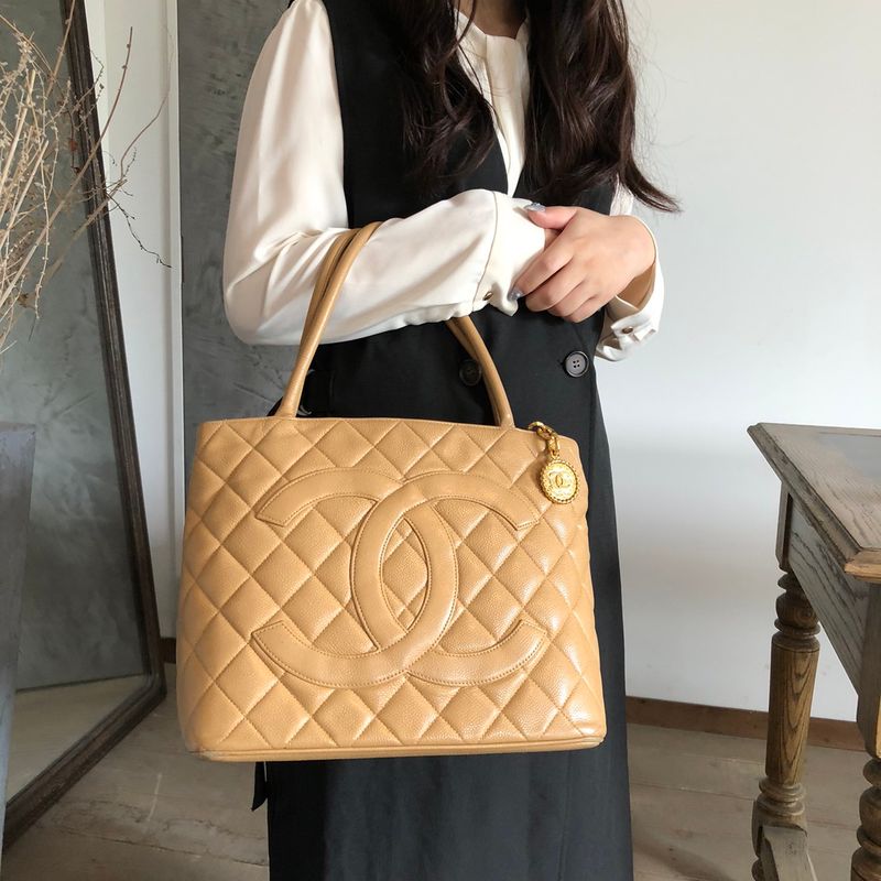 Chanel Tote Shoulder Bag Coco Mark Matte Caviar Skin Beige Ladies