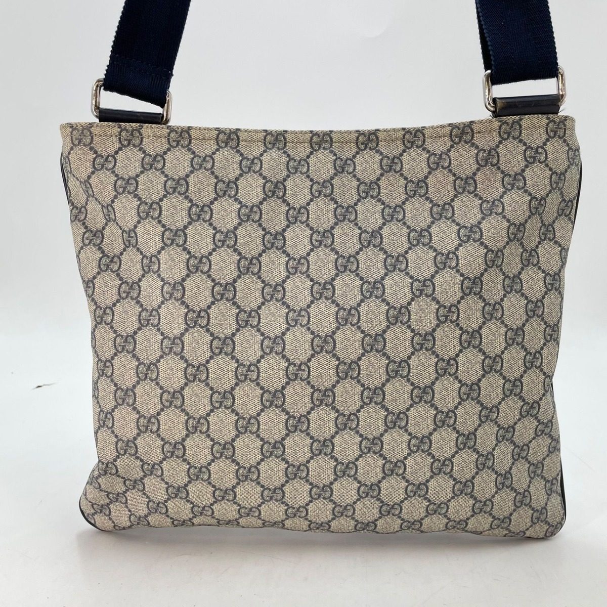 Gucci GG Supreme Shoulder Bag Navy School Commuting — view 2
