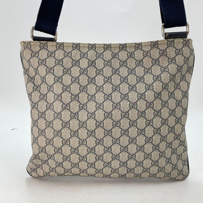 Gucci GG Supreme Shoulder Bag Navy School Commuting — view 2