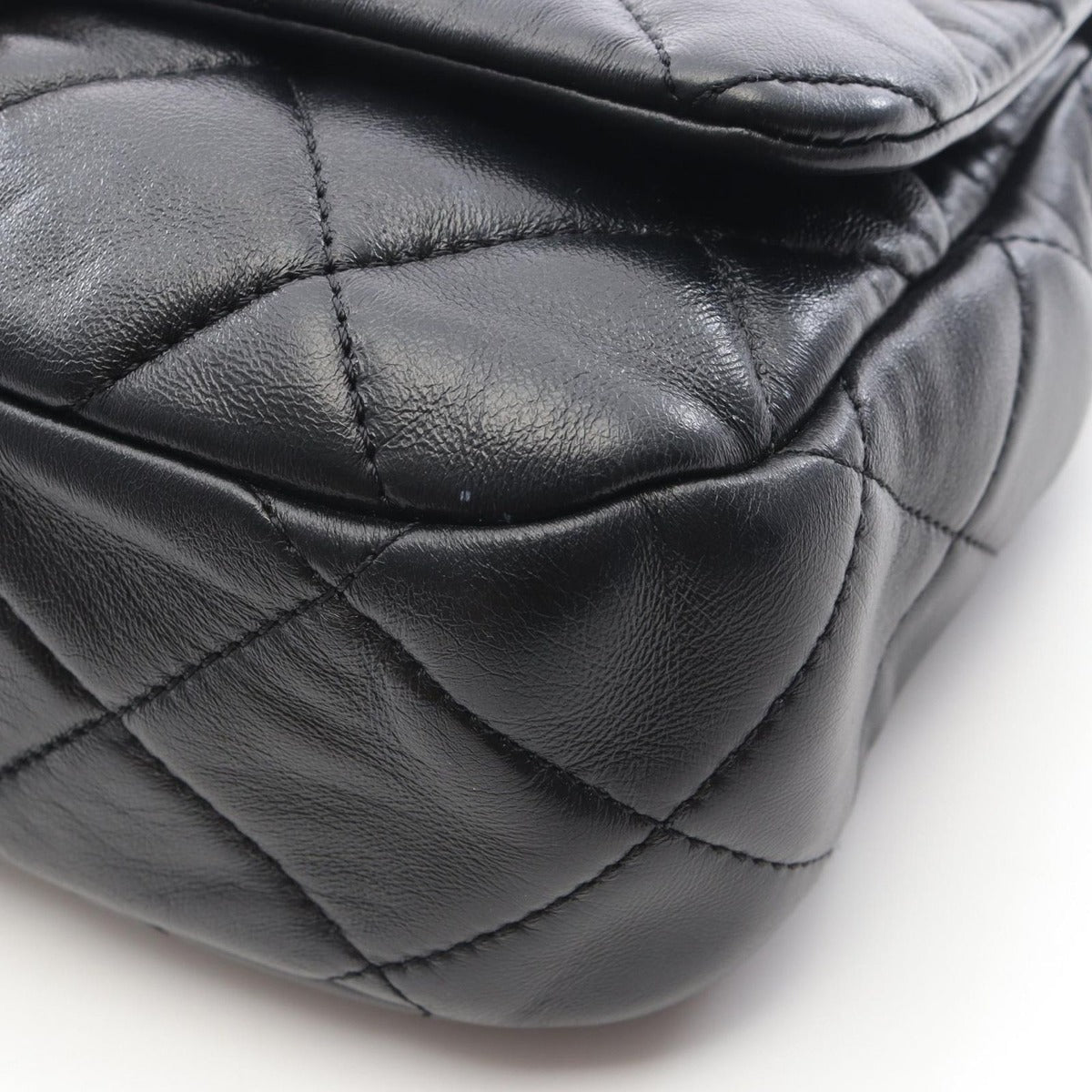 Chanel Shoulder Bag Quilted Black Lambskin — view 8