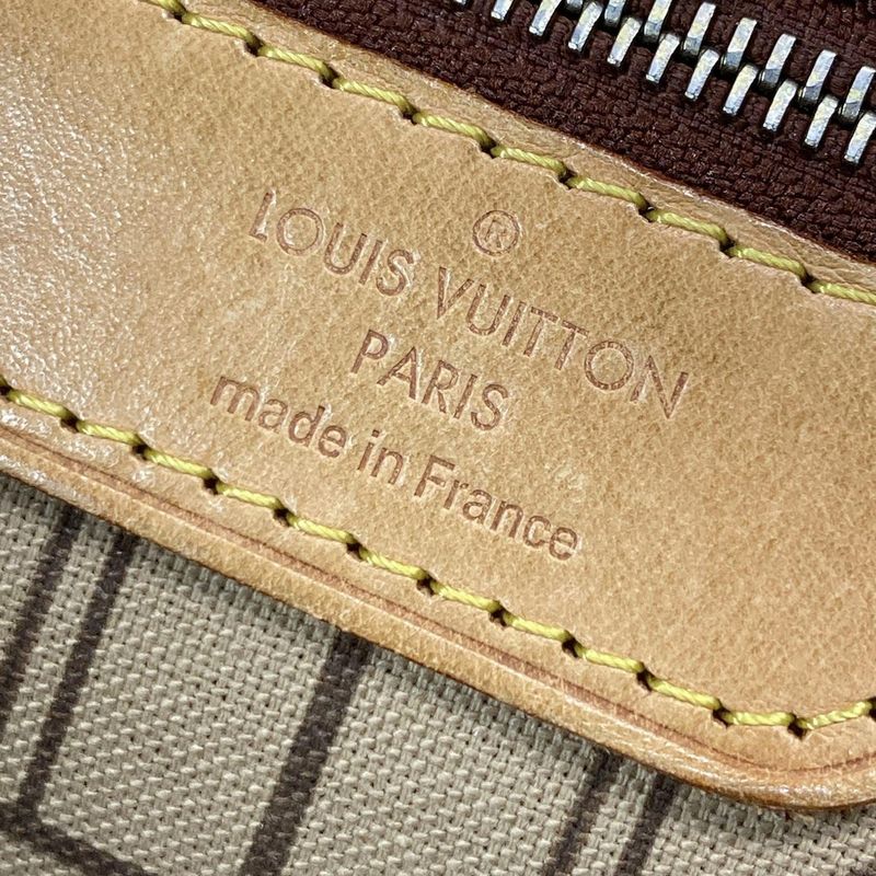 Louis Vuitton Monogram Neverfull MM M40156 Tote Bag