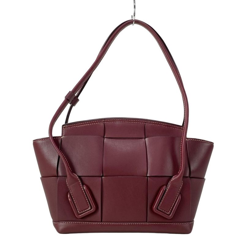 Bottega Veneta Shoulder Bag Small The Arco Bordeaux Lambskin