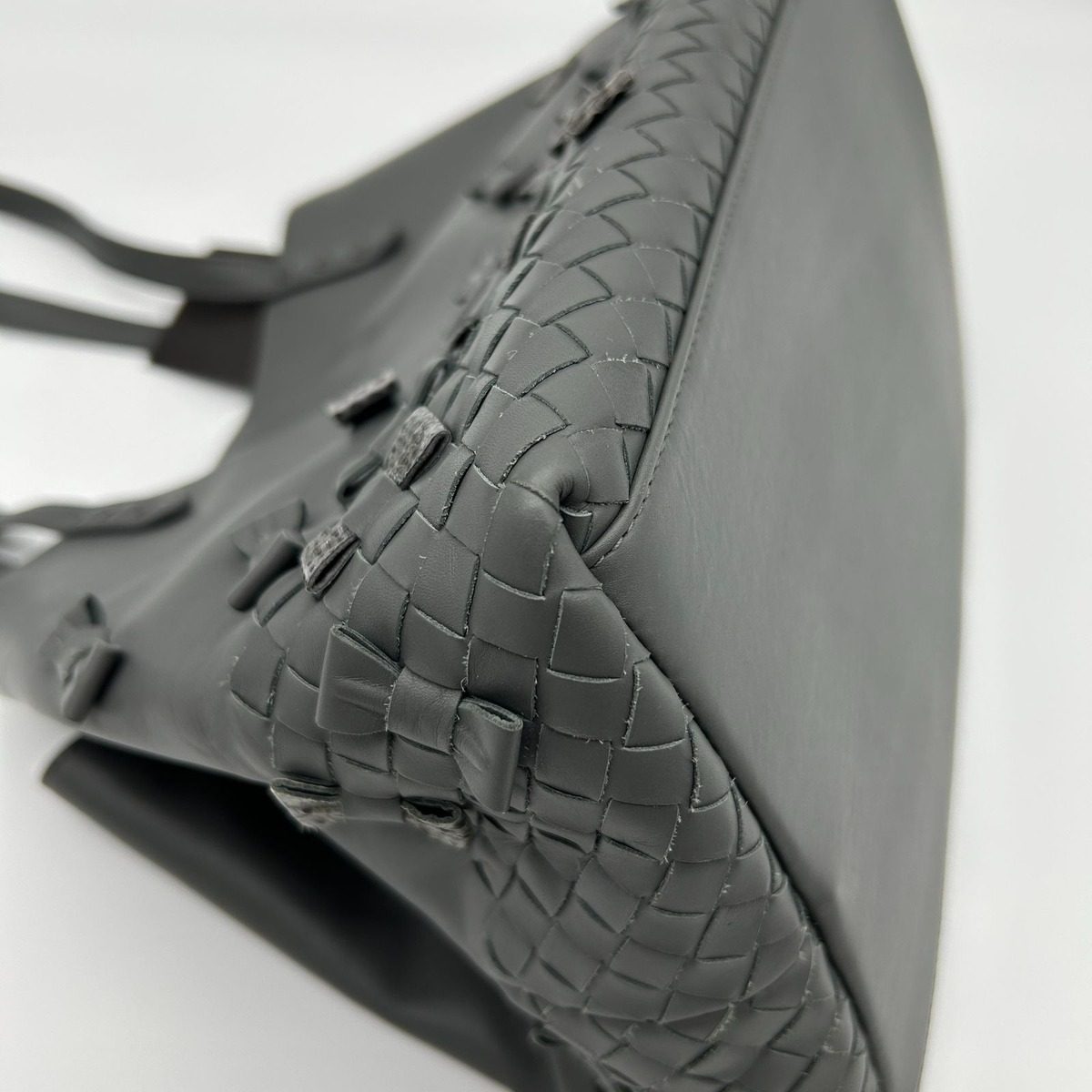 Bottega Veneta Ribbon Leather Tote — view 8