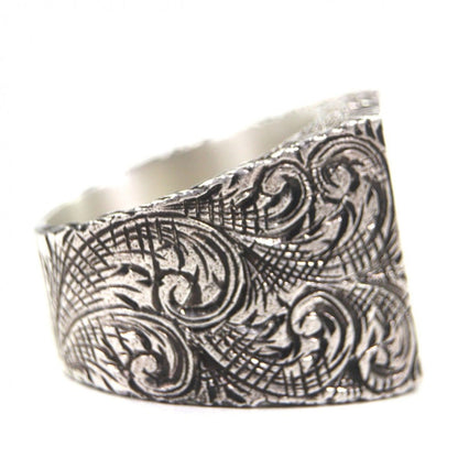 Gucci Arabesque Alphabet Letter Ring Silver XL Weight — view 6