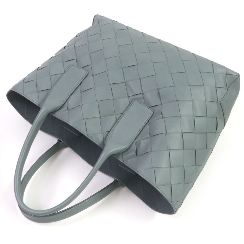 Bottega Veneta 629888 Intrecciato Leather Tote Bag With Pouch