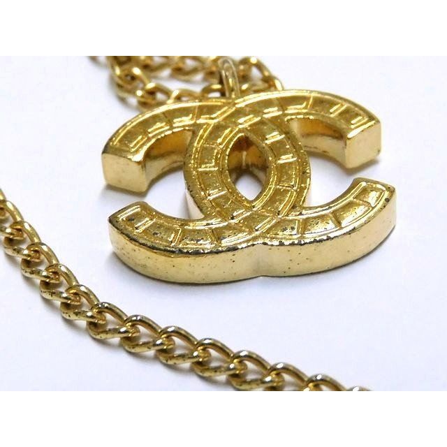 Chanel Necklace CC Logo Gold — view 4