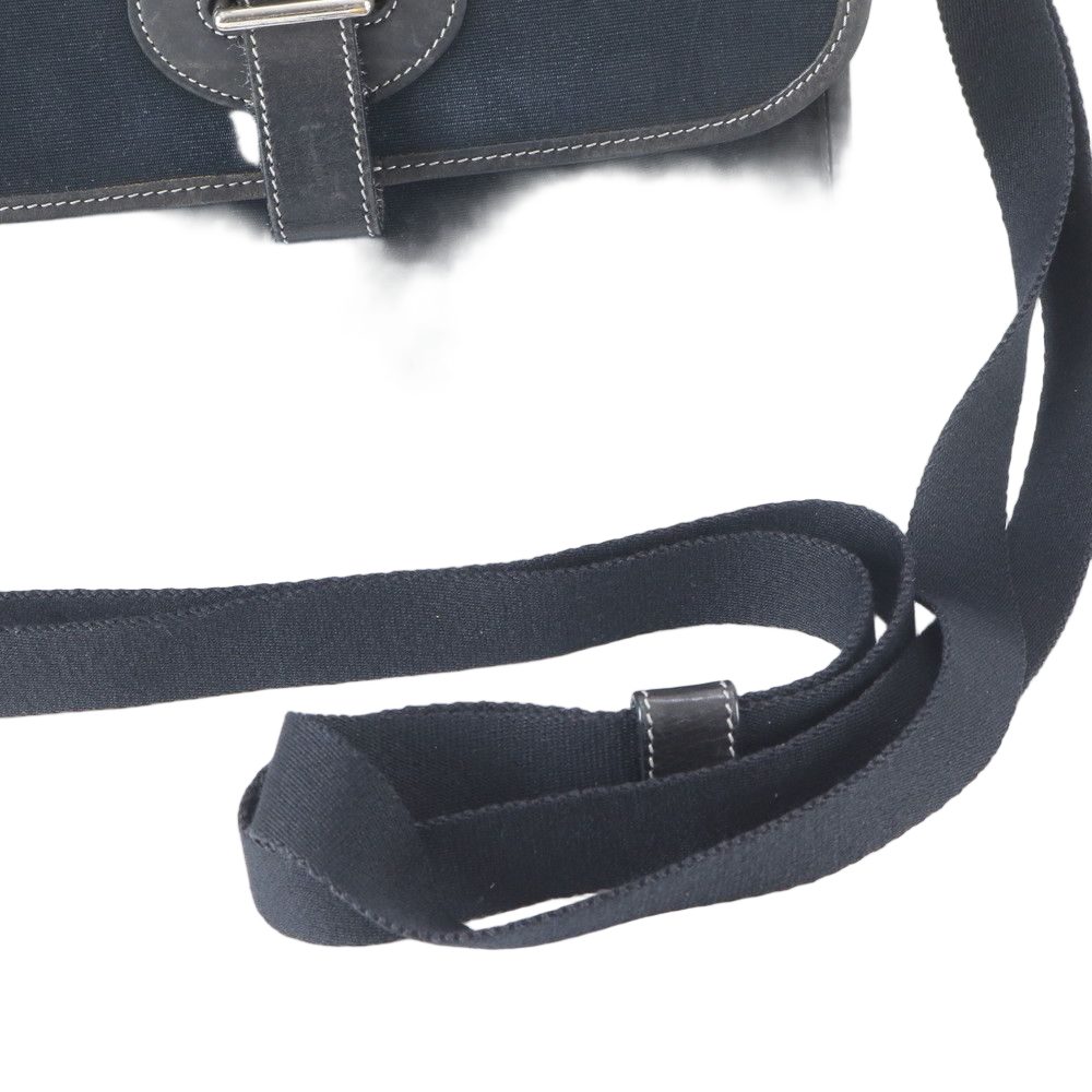 Hermes Buena Ventura PM Leather Shoulder Bag Crossbody Black — view 2