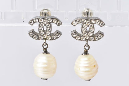 Chanel Earrings Chanel CC Motif Coco Mark Swing Pearl Silver White
