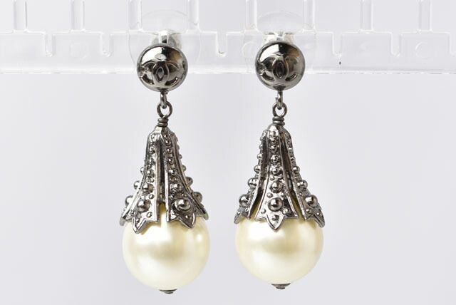 Chanel Earrings Chanel Pearl Motif Coco Mark Gunmetal