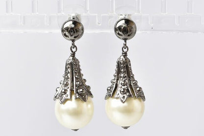 Chanel Earrings Chanel Pearl Motif Coco Mark Gunmetal