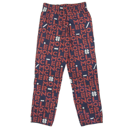 Moncler Genius 2 Pantalone Sportivo All Logo Print Pants with Patch Navy Red — view 2
