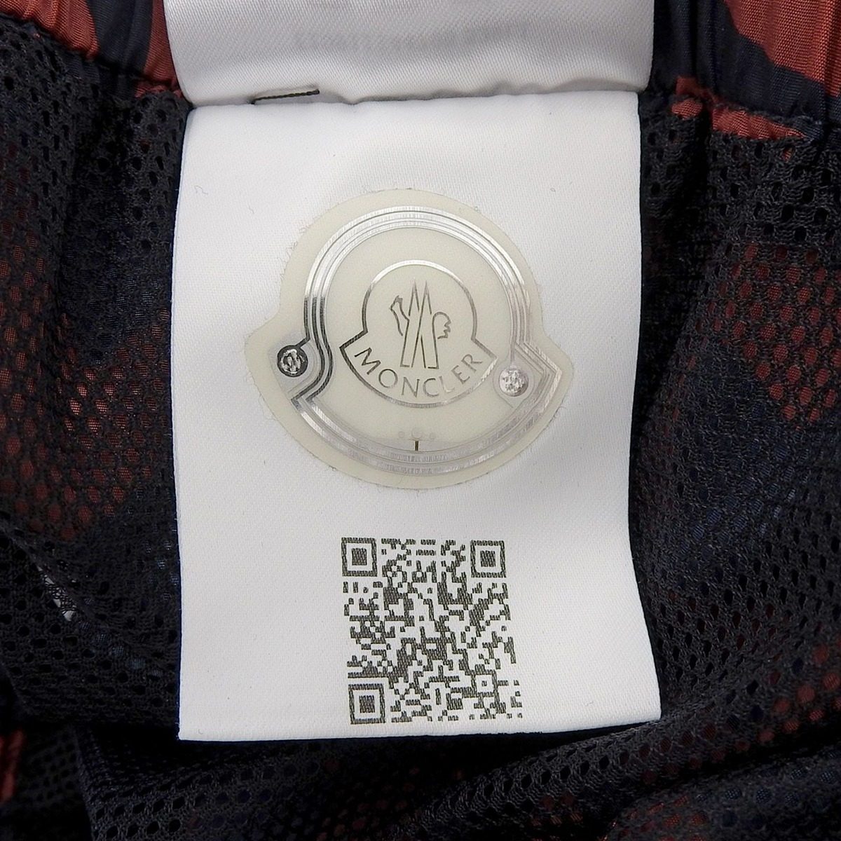 Moncler Genius 2 Pantalone Sportivo All Logo Print Pants with Patch Navy Red — view 8
