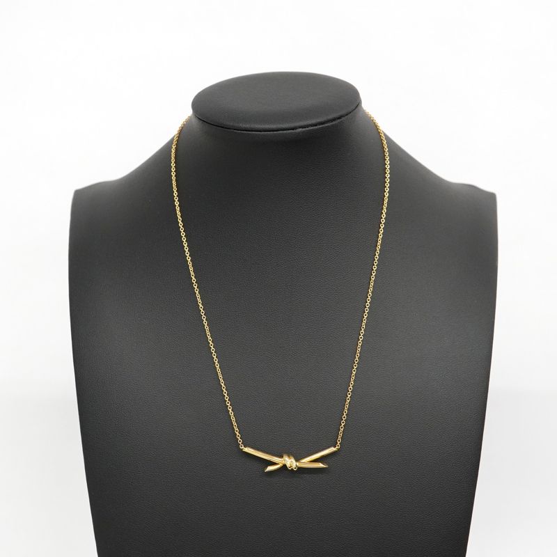 Tiffany & Co Necklace Knot 18K Yellow Gold Yellow Gold Ladies