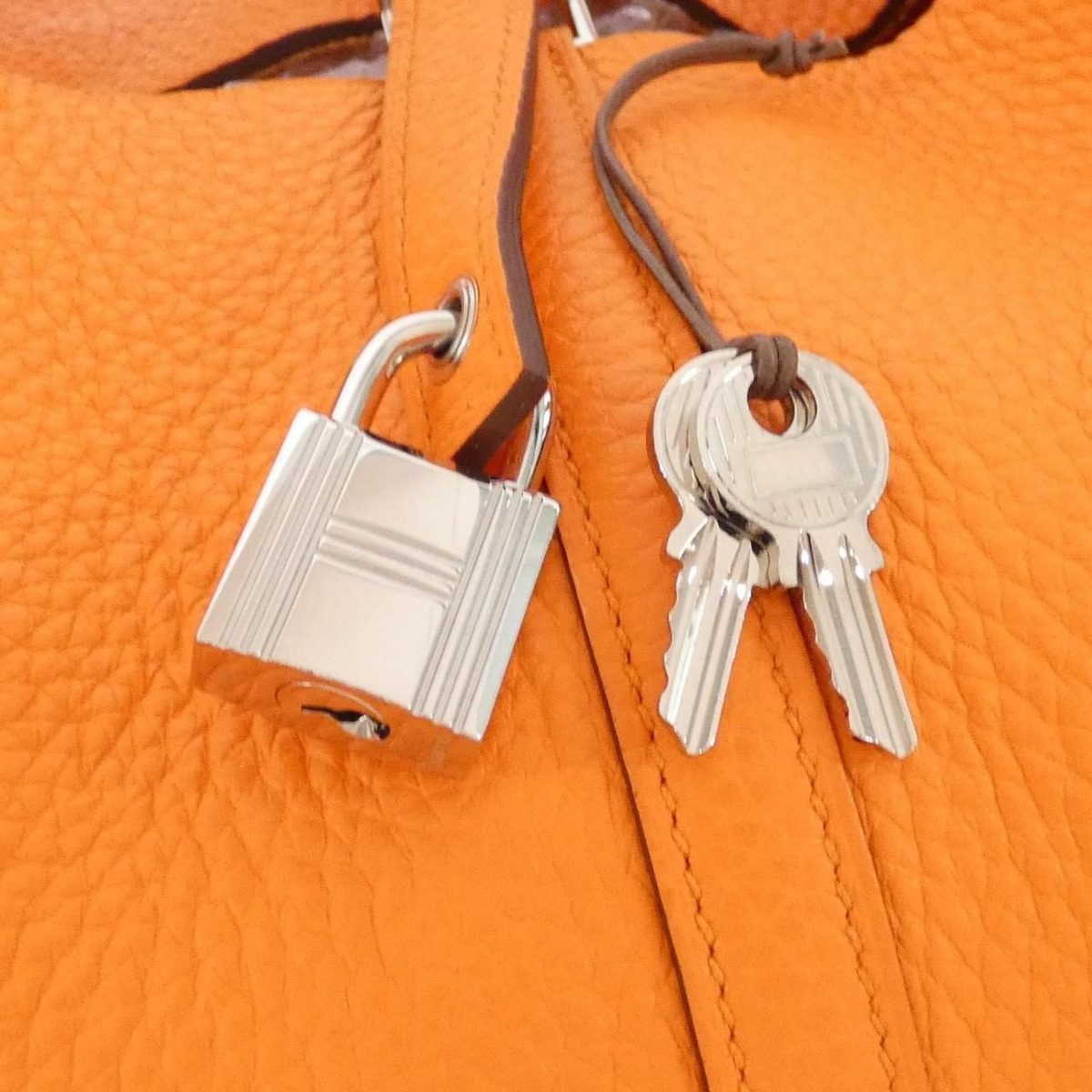 Hermes Picotin Lock MM Bag — view 5