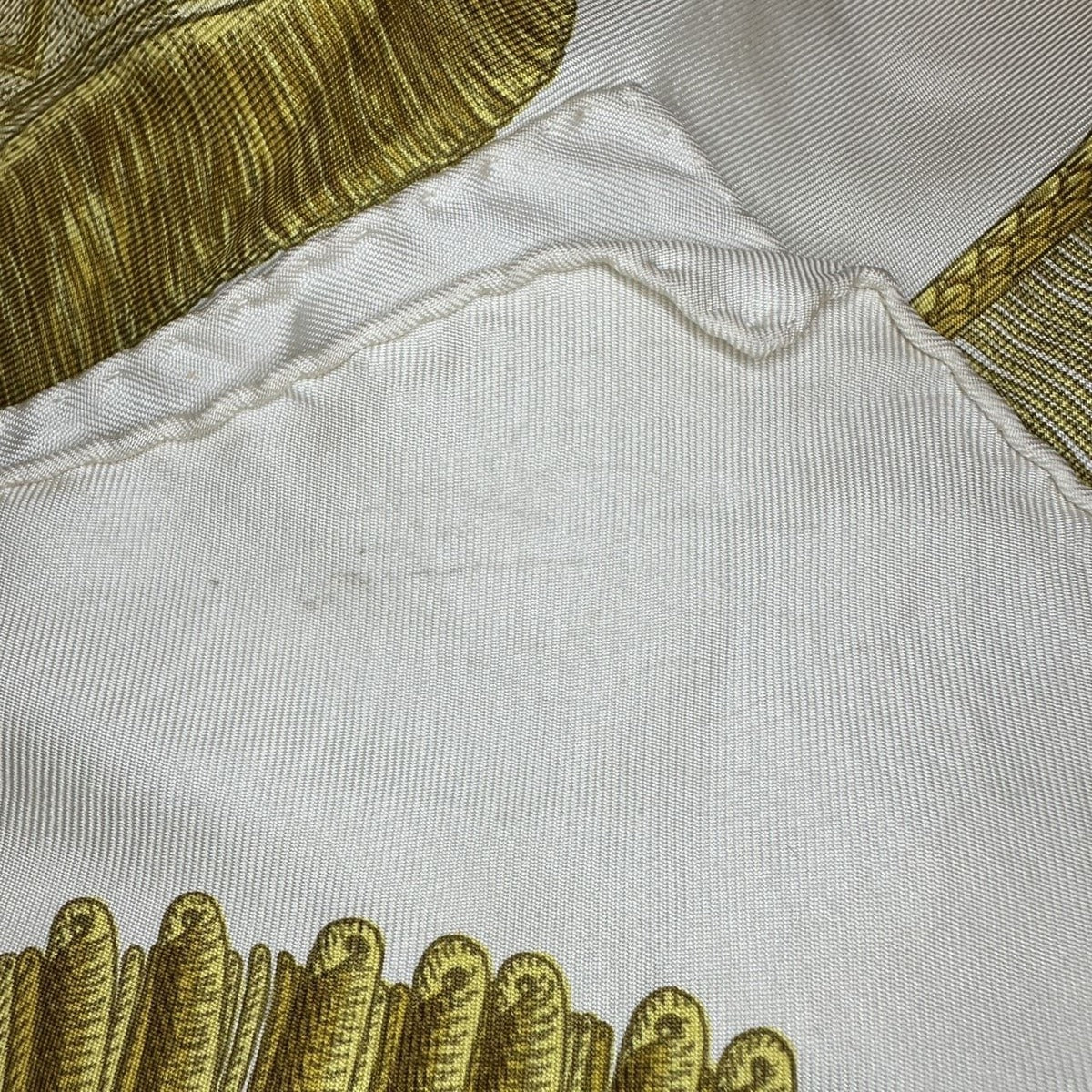 Hermes Carre 90 Poste Et Cavalerie Scarf Gold Silk — view 8