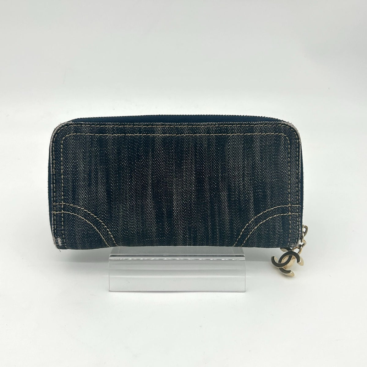 Chanel Spark Ring Denim Zip Around Wallet CC Logo Blue Gold — view 2