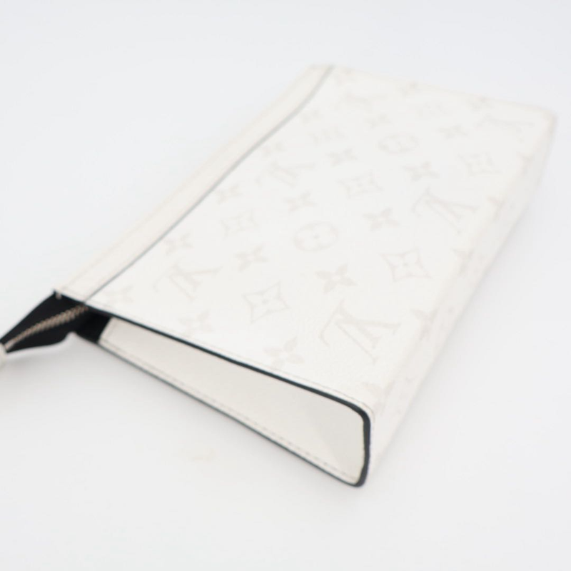 Louis Vuitton Taiga Lama Gaston Wearable Wallet Shoulder Bag