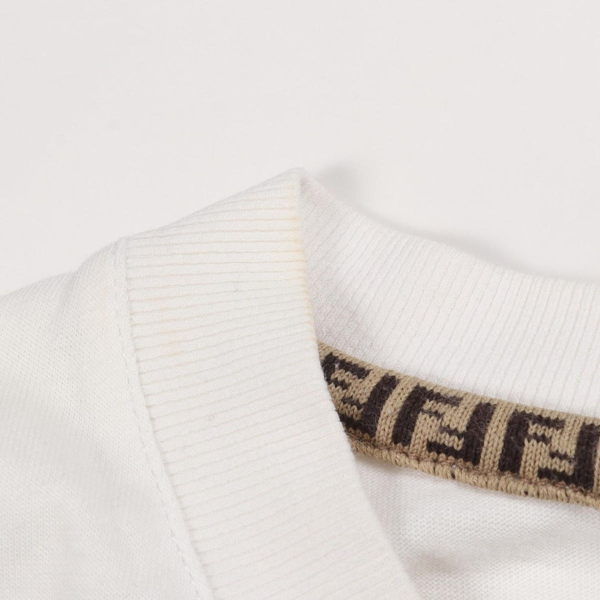 Fendi Short Sleeve T-Shirt Nicki Minaj Prints on White — view 7