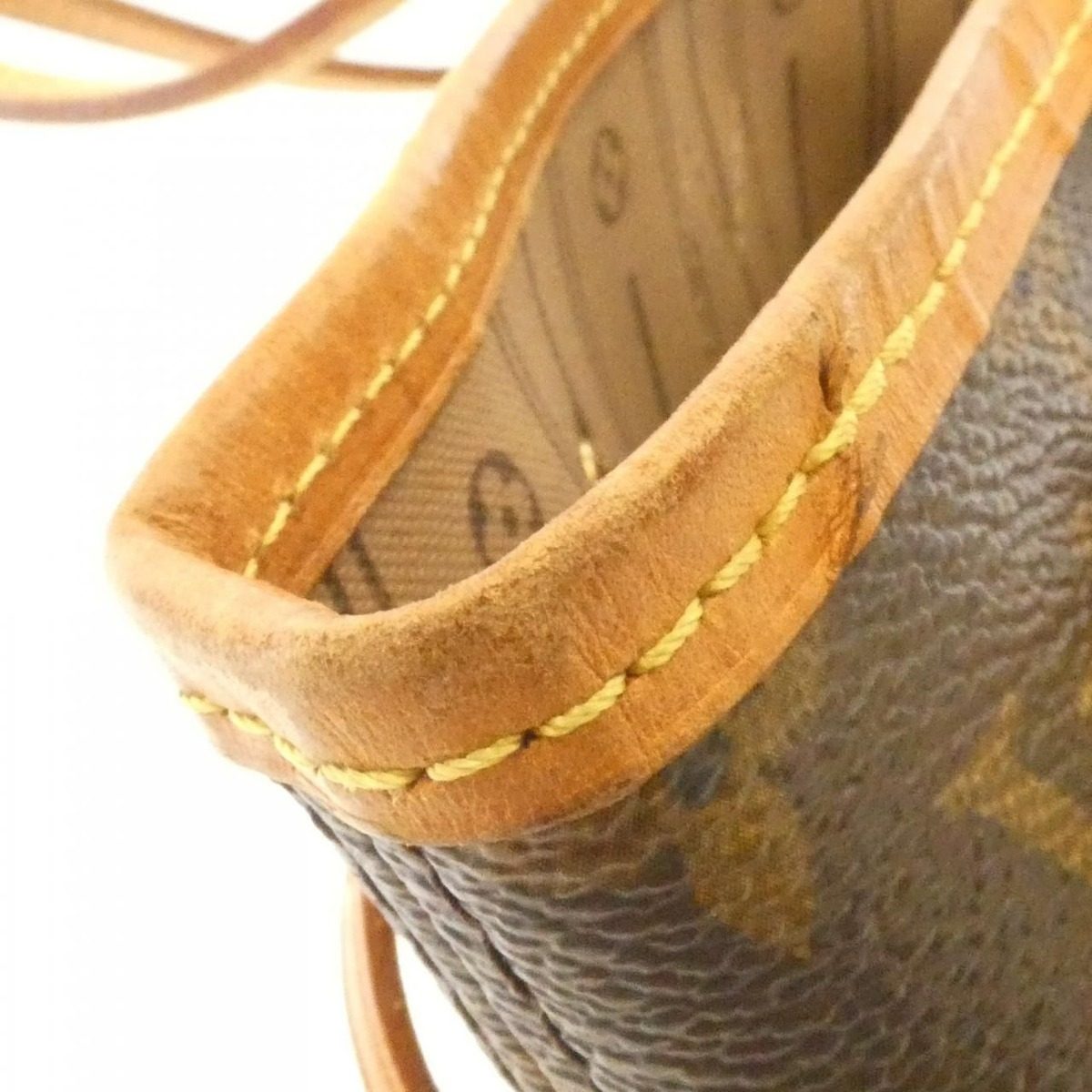 Louis Vuitton Monogram Neverfull PM Bag — view 5