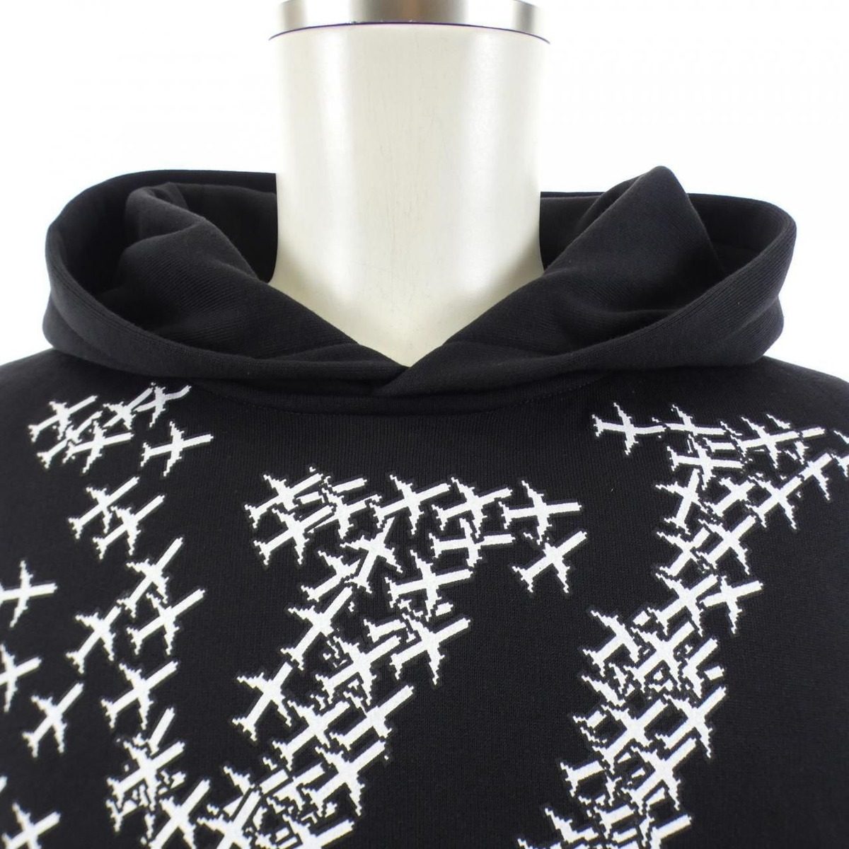 Louis Vuitton LV Plain Printed Hoodie — view 5