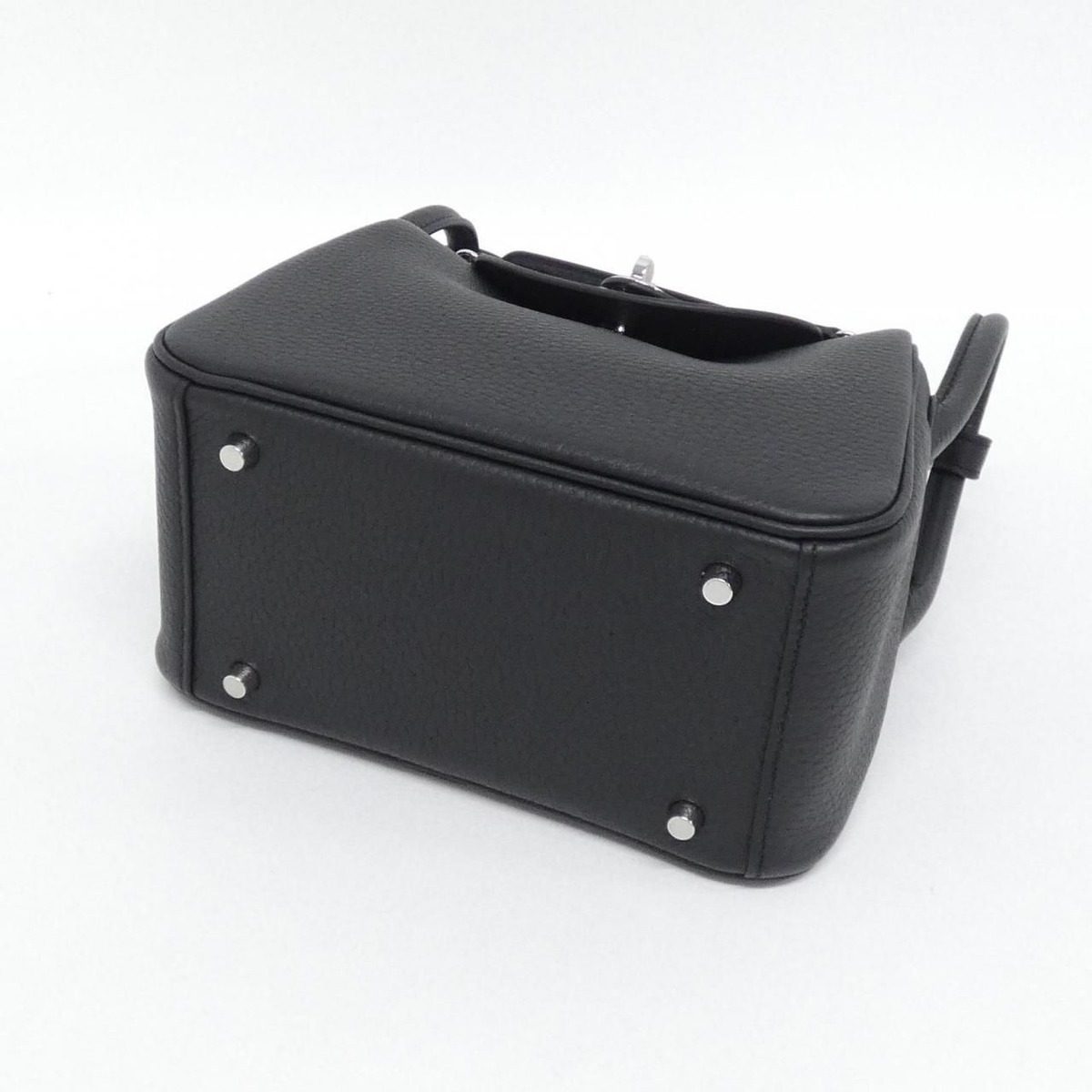 Hermes Lindy 2 Mini Shoulder Bag — view 3