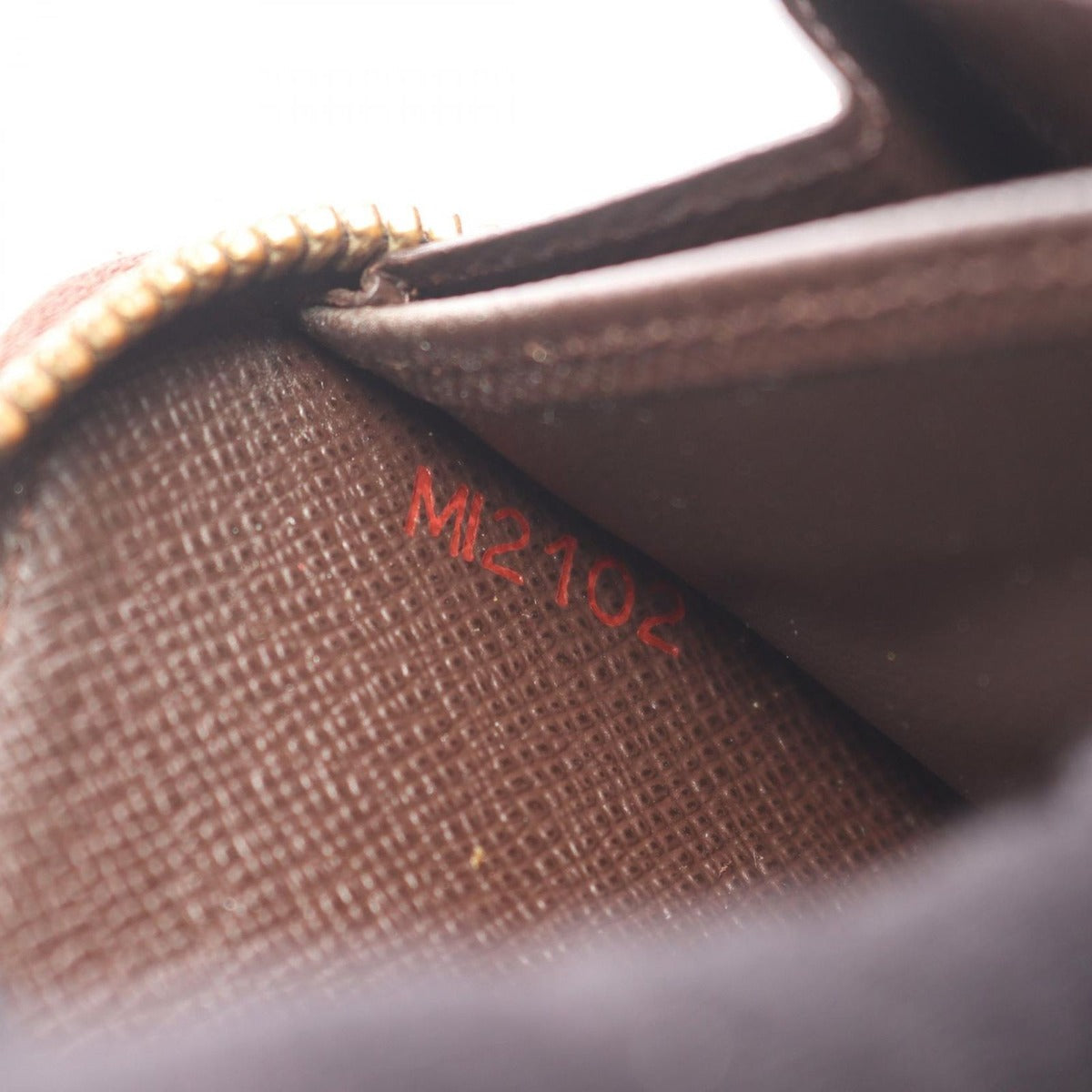 Louis Vuitton Round Zippy Long Wallet Canvas — view 5