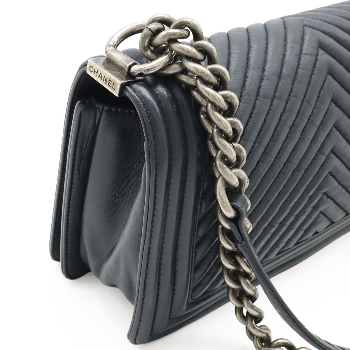 Chanel Boy Chanel 25 V Stitching Coco Mark Chain Shoulder Shoulder Bag Crossbody