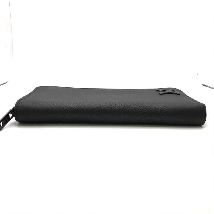 Louis Vuitton Taurillon Leather Zippy Wallet Vertical Black