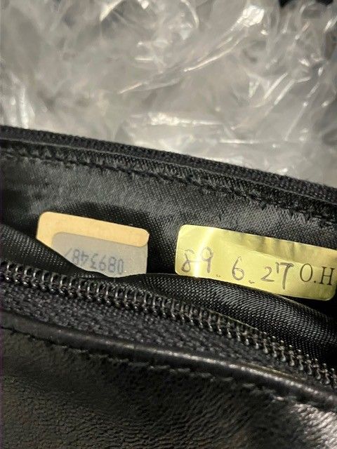 Chanel 0893487 1989's Lambskin Matelasse Chain Shoulder Bag Women Black