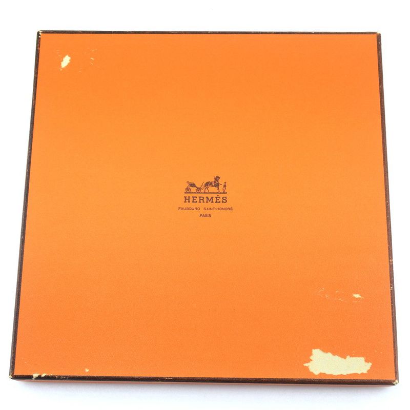 Hermes Carré 90 Casques Et Plumets Faceless Helmet Silk Red Women's Scarf