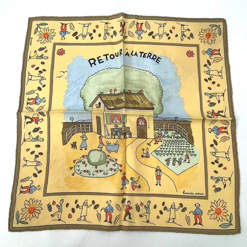 Hermes RE TOUR A LA Terre Homeward Silk Scarf Yellow