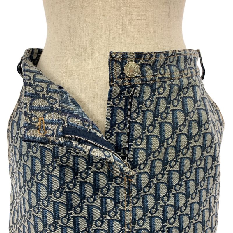 Christian DIOR | Total Pattern Oblique Jacquard Logo Button Back Slit Skirt |