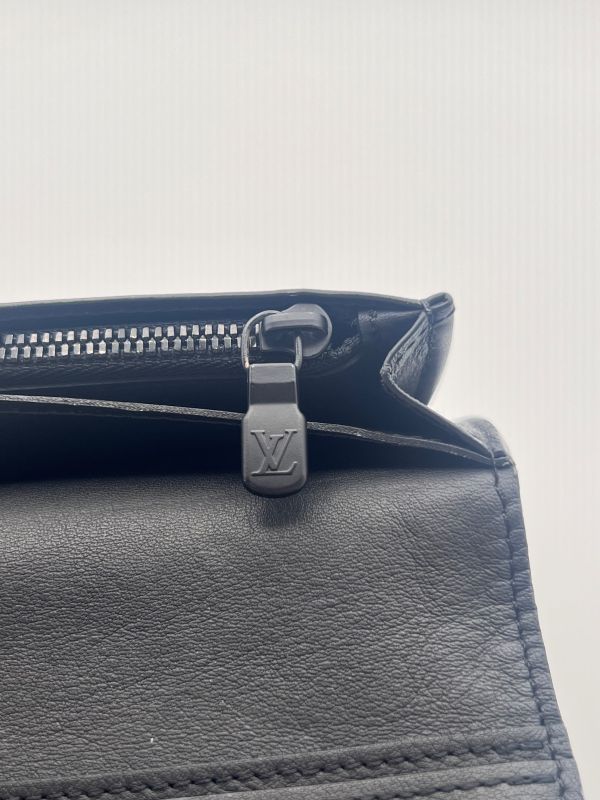 Louis Vuitton Long Wallet Monogram Shadow Portefeuille Blazer 39ga845