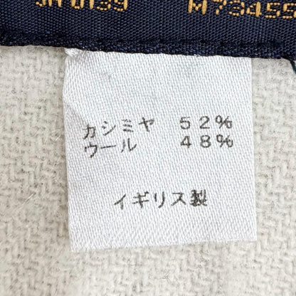 Louis Vuitton Echarpe Monogram Capital Cashmere Wool Scarf with Fringe Gray Off — view 9