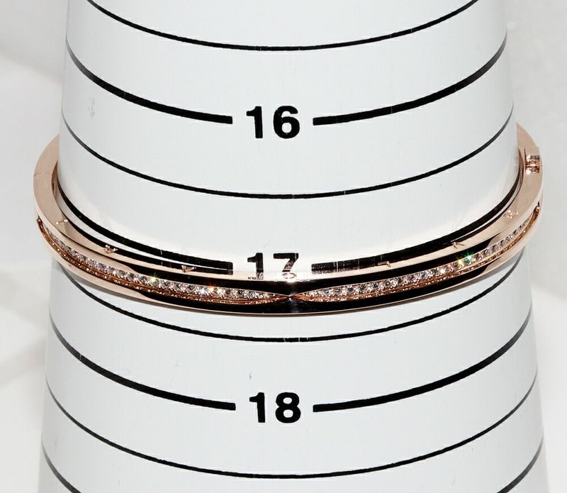 Bulgari Bracelet Bangle 18K Pink Gold Diamond 101ct Bzero1 Bracelet M Spiral