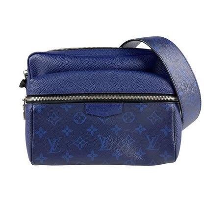 Louis Vuitton Crossbody Shoulder Bag Taiga Llama Outdoor Messenger PM M30242