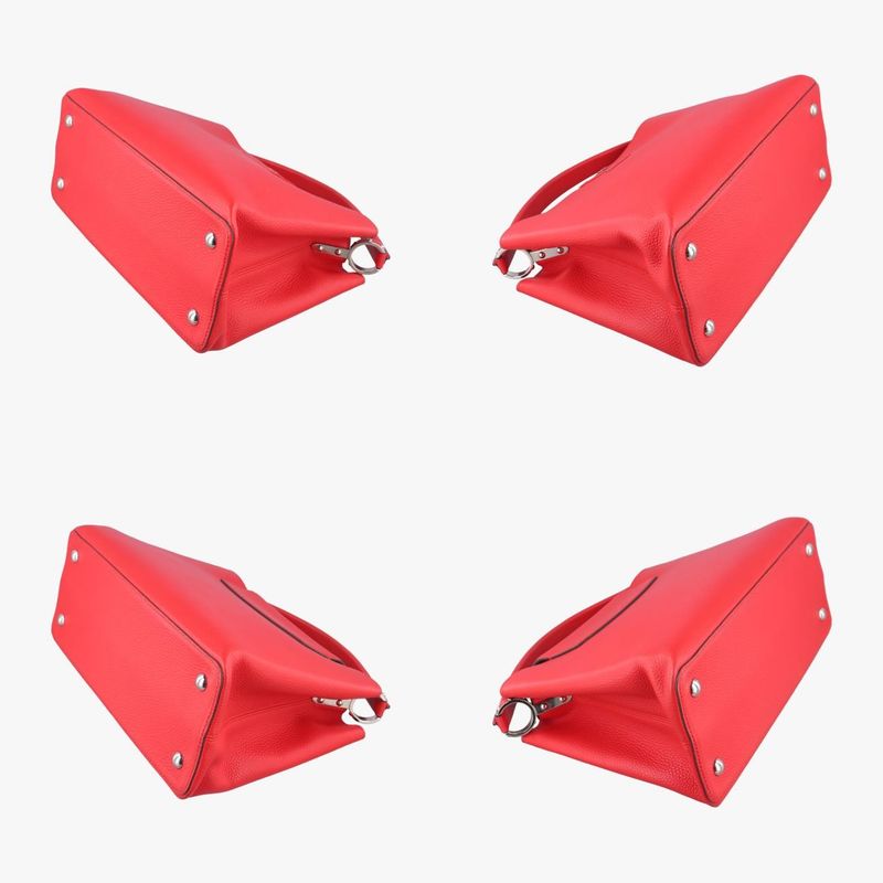 Louis Vuittoncapucines MM Ruby Parnassaire M94412 Tr0125