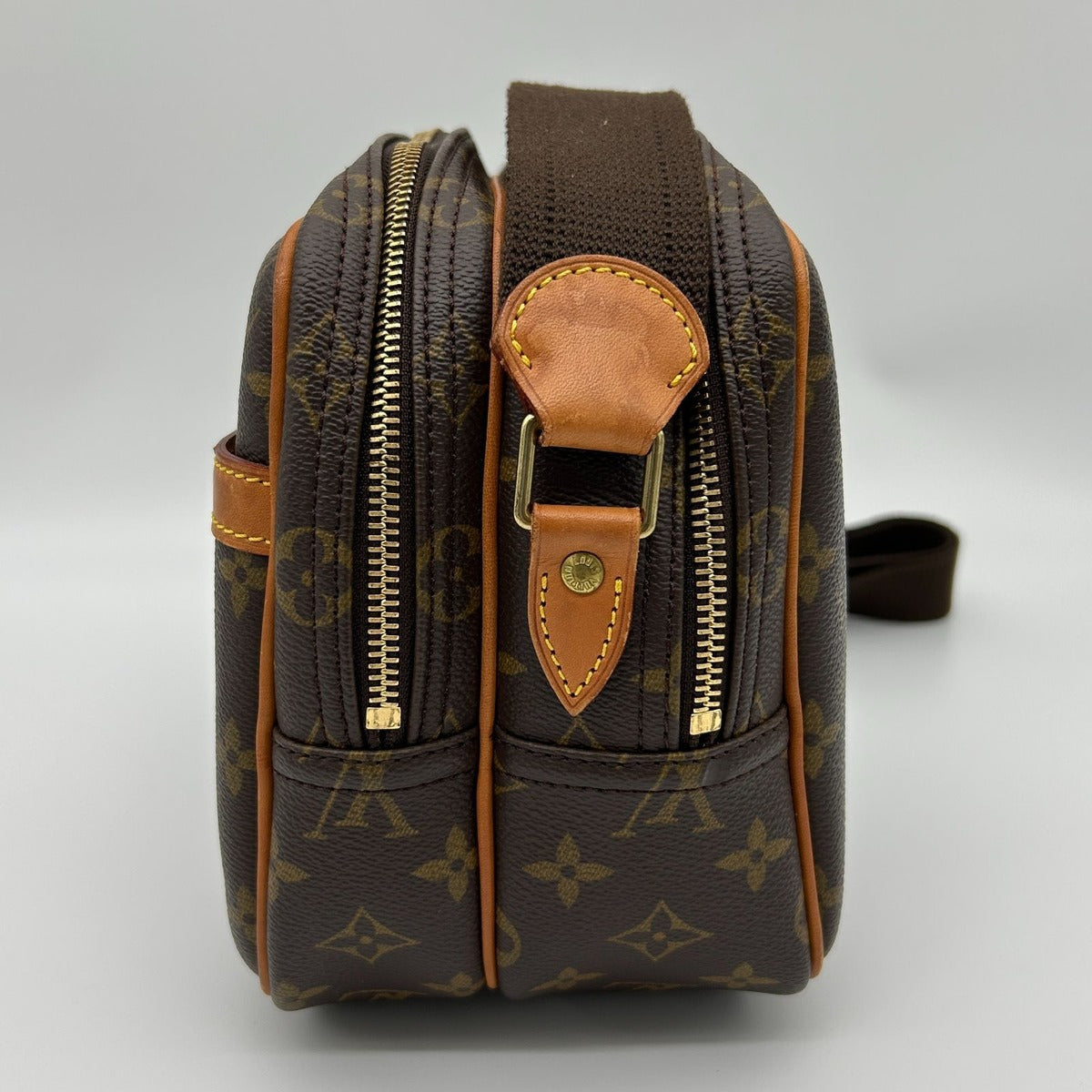 Louis Vuitton Monogram Reporter PM Shoulder Bag — view 14