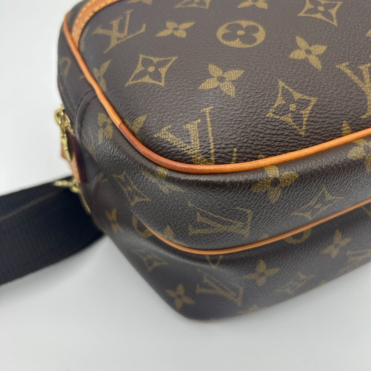 Louis Vuitton Monogram Reporter PM Shoulder Bag — view 10