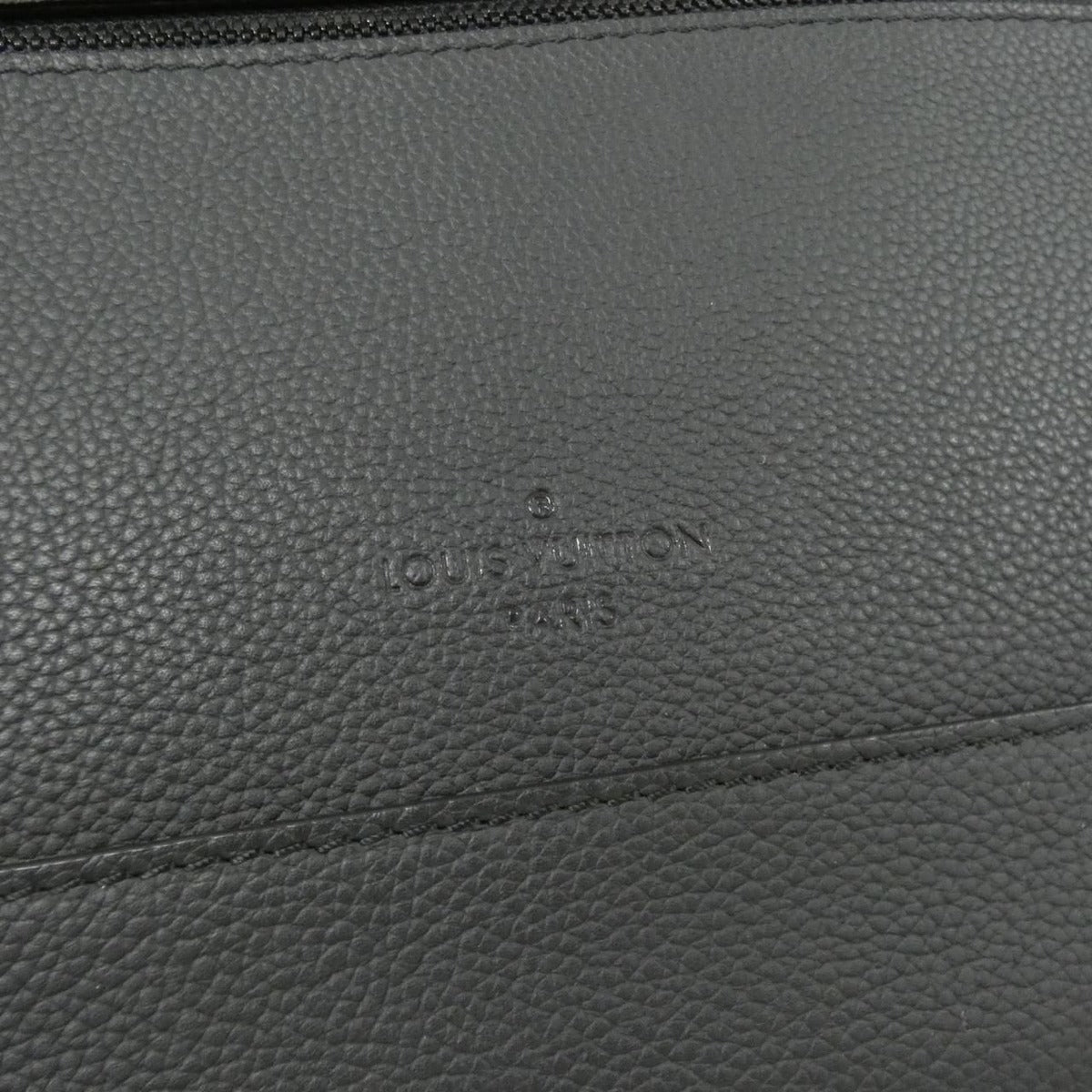 Louis Vuitton LV Aerogram Takeoff Shoulder Bag — view 6