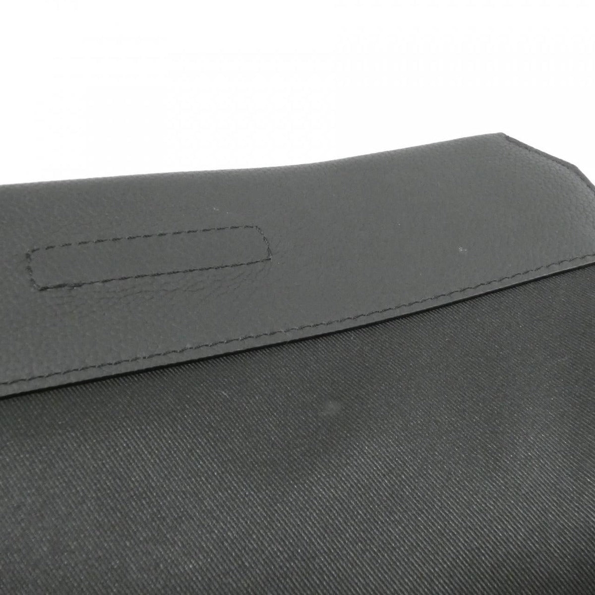 Louis Vuitton LV Aerogram Takeoff Shoulder Bag — view 10