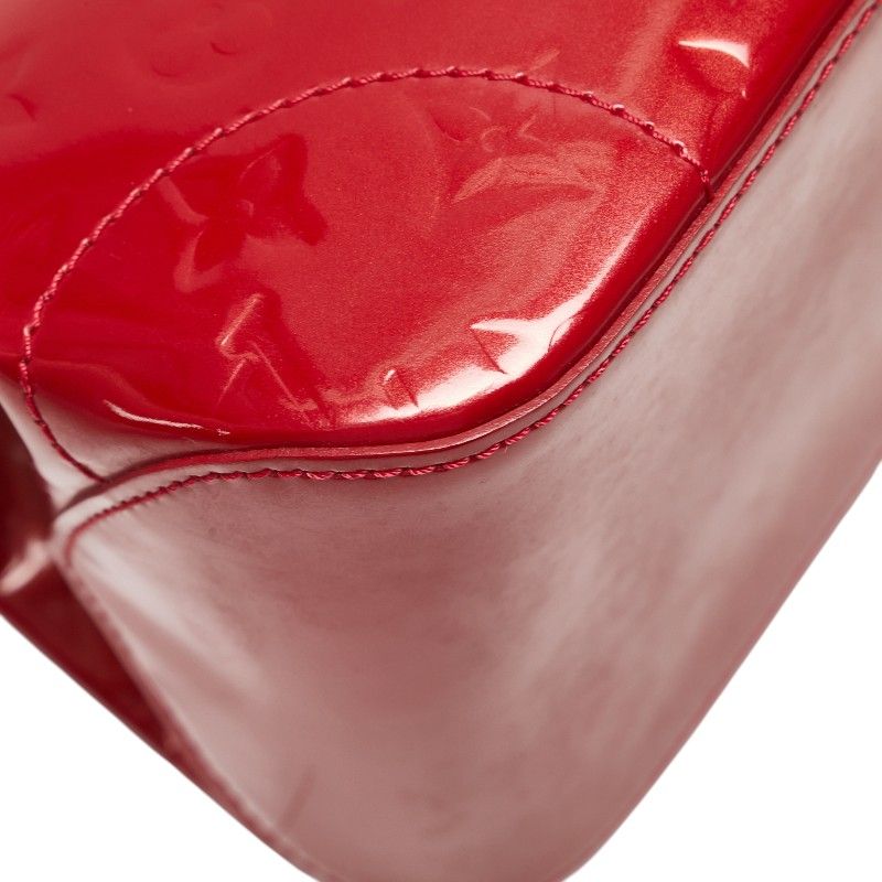 Louis Vuitton Monogram Vernis Rosewood Avenue Shoulder Bag Bag M93507 Pomme