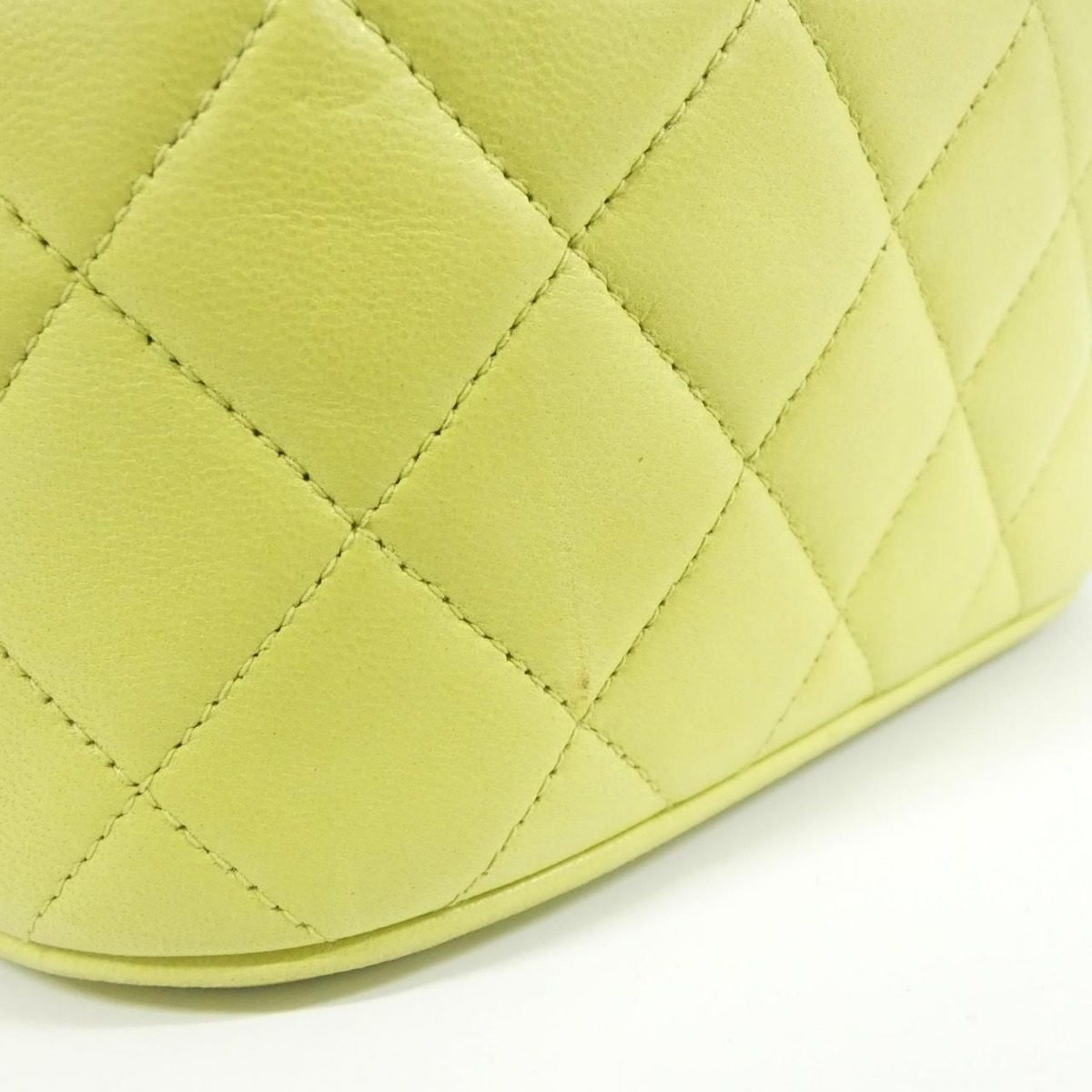 Chanel Bag Handbag Green — view 6