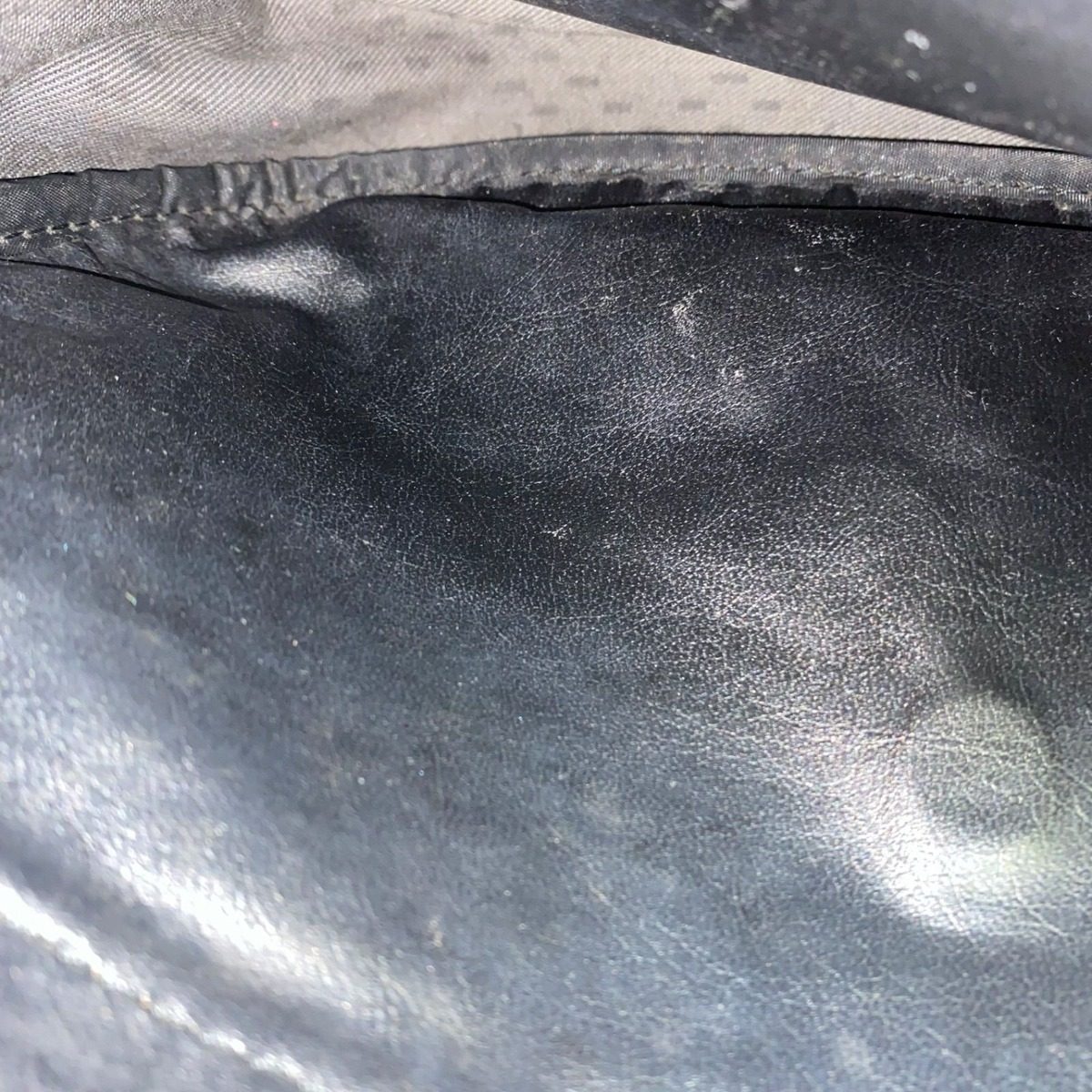 Saint Laurent Shoulder Bag YSL Travel Formal — view 15