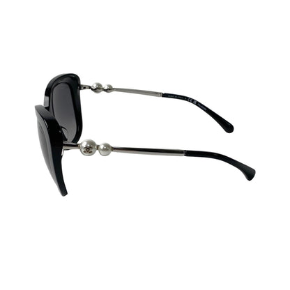Chanel CC Logo Sunglasses Faux Pearl — view 3