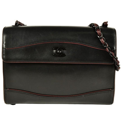 Chanel Chain Shoulder Bag Lambskin Black 7 Figures 6 Units