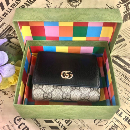 Gucci Bifold Wallet GG Supreme Compact Card Coin — view 2