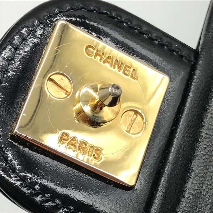 Chanel CC Logo Patent Push Lock Chain Shoulder Bag Black Purse